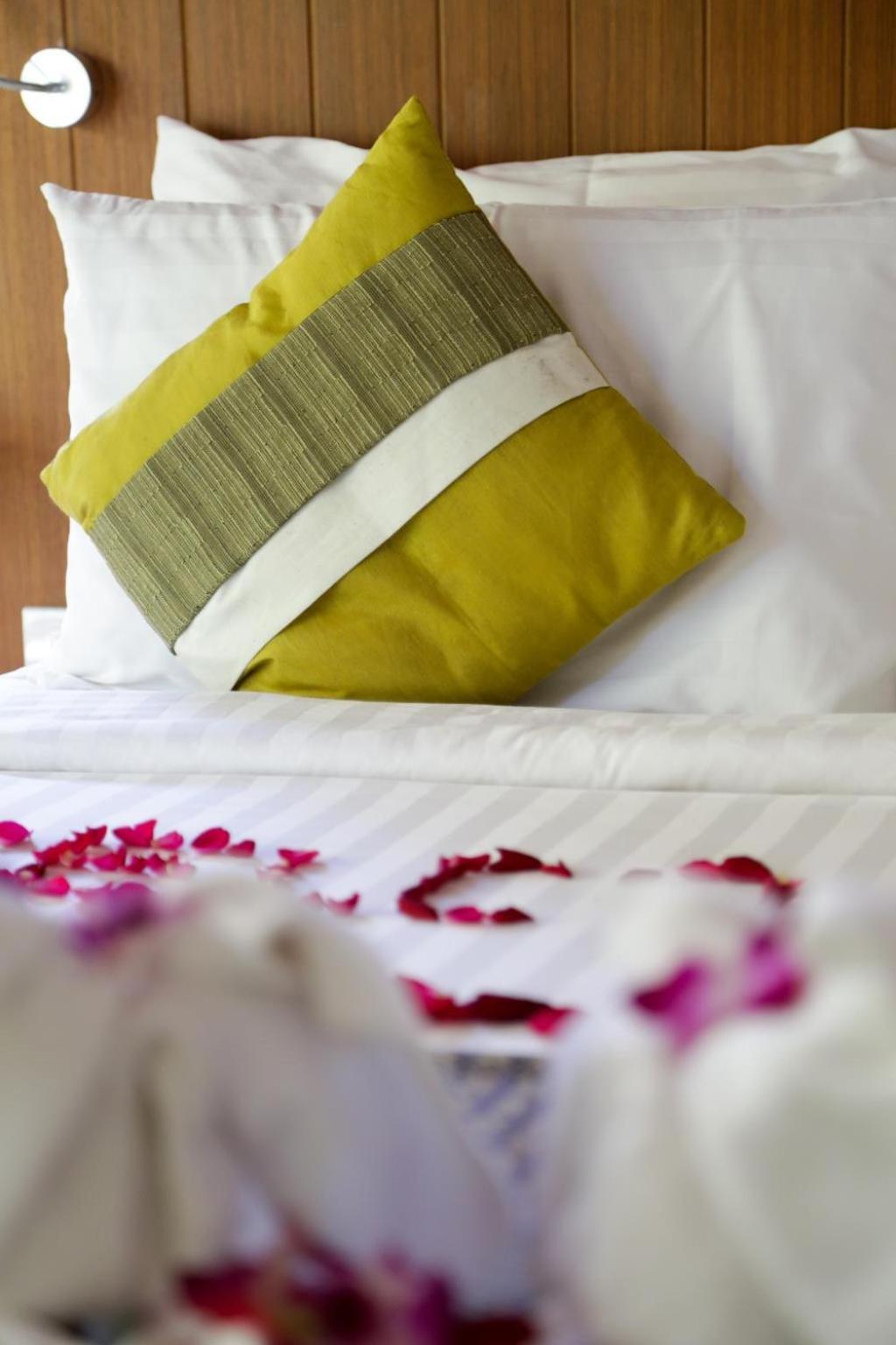 Samui Honey Cottages Beach Resort - Sha Extra Plus Choeng Mon Buitenkant foto